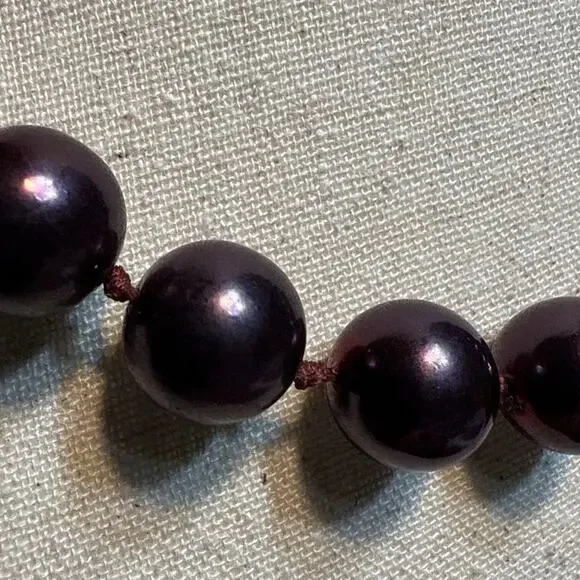 Vintage Carolee Burgundy Knotted Simulated Pearl Choker